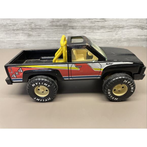Vintage Nylint 4x4 Pickup Truck Pressed Steel Big Tires USA - Picture 1 of 12